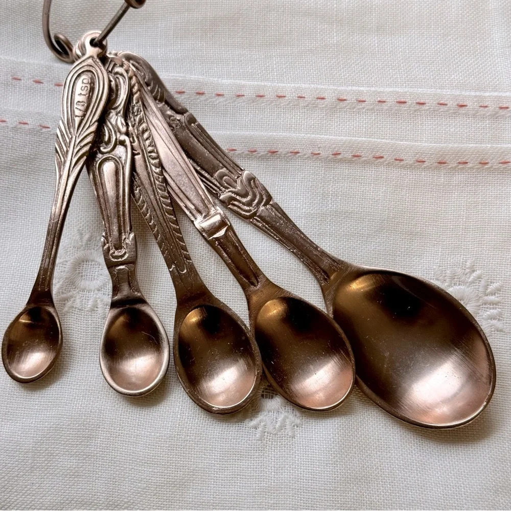 Anthropologie Vintage Flatware Measuring Spoons Safety Pin Copper Set Of 6 Rare